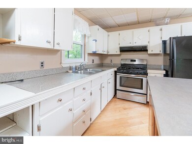 121 Glen Echo Ave, Swedesboro, NJ 08085 - photo 5