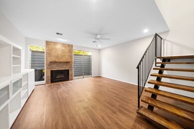 2100 Commonwealth St unit G, Houston, TX 77006 - photo 2