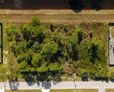 844 Foxtail St E, Lehigh Acres, FL 33974 - photo 6