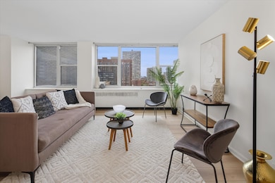 Imperial Towers Condominium unit 1410, Chicago, IL 60613 - photo 5