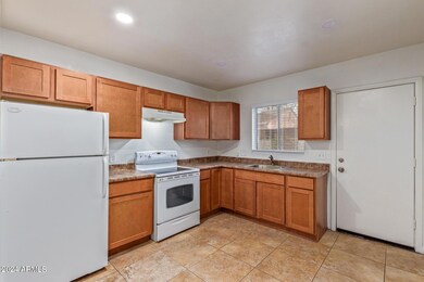 1819 E Sheridan St unit 4, Phoenix, AZ 85006 - photo 4