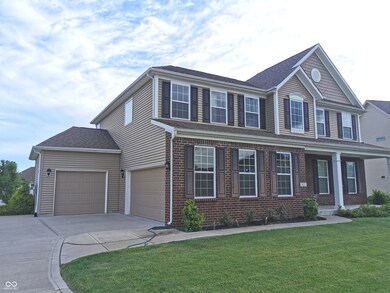 7027 Pinnacle Dr, Columbus, IN 47201 - photo 2