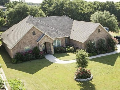 4403 Twin Oak Ct, Granbury, TX 76049 - photo 3