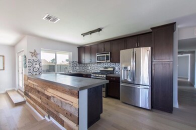 1605 W Orchid Ln, Phoenix, AZ 85021 - photo 7