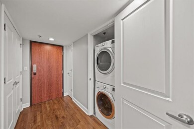 The View unit 605, Kansas City, MO 64106 - photo 6