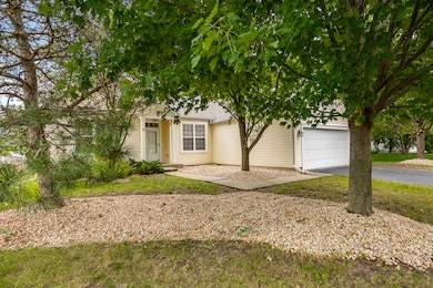 11723 Heritage Meadows Dr, Plainfield, IL 60585 - photo 3