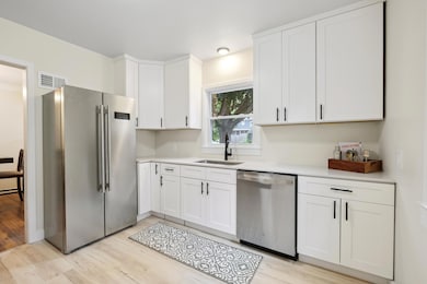 3512 Washburn Ave N, Minneapolis, MN 55412 - photo 5