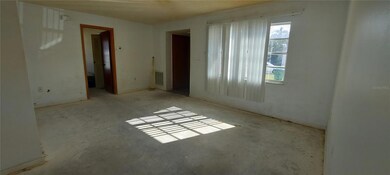 9467 Scott Dr, Seminole, FL 33777 - photo 5