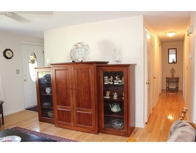 114 Main Blvd, Shrewsbury, MA 01545 - photo 4