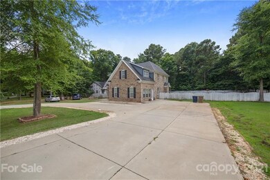 6625 Kennedy Dr, Indian Trail, NC 28079 - photo 2