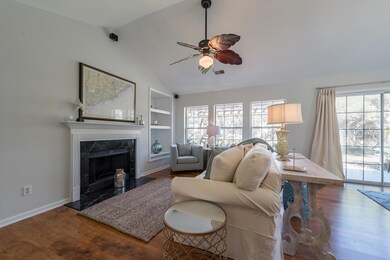 1565 Sweet Myrtle Cir Mount-large-005-5-