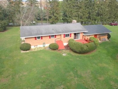 6670 Locust Rd, Bath, PA 18014 - photo 3