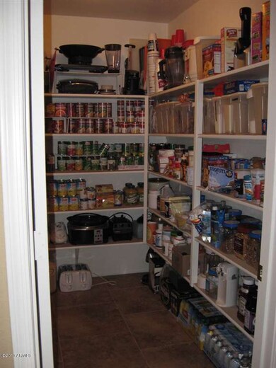 Such a GREAT pantry!