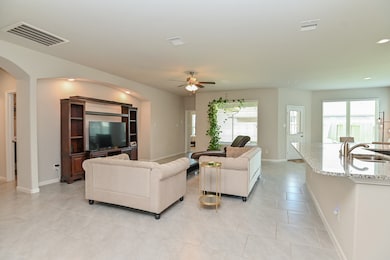 3907 Palmer Meadow Ct, Fulshear, TX 77441 - photo 5