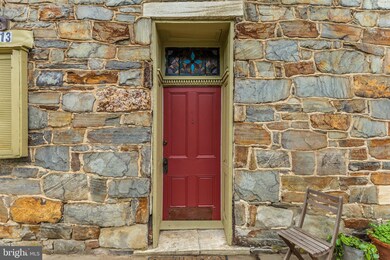 213 Knoxville Rd, Knoxville, MD 21758 - photo 3