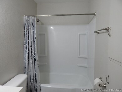 1709 Tower Dr, Ardmore, OK 73401 - photo 6