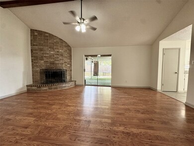 1705 Parkcrest St, Alvin, TX 77511 - photo 5