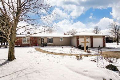 11736 Stellhorn Rd, New Haven, IN 46774 - photo 2