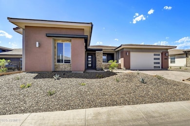 01) FRONT OF HOME