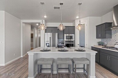 449 Soleil Rd, Socorro, TX 79927 - photo 5