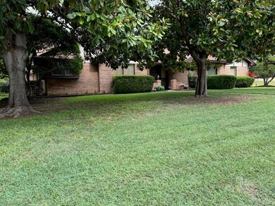 2205 Pembrooke Place, Denton, TX 76205 - photo 3