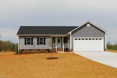 266 Lone Pine Rd, Statesville, NC 28625 - photo 5