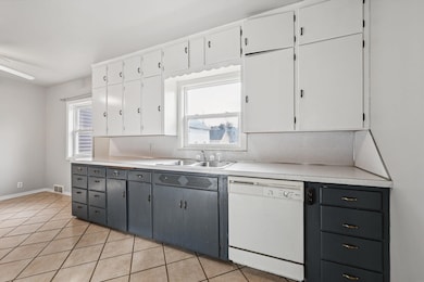 417 2nd Ave NW, Waverly, IA 50677 - photo 6