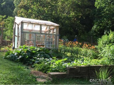 Large Garden and Greenhouse