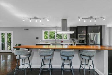 33 Jefferson Place, Branford, CT 06405 - photo 7