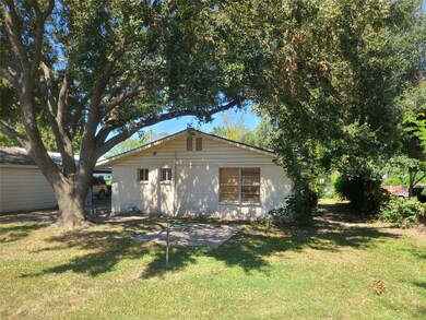 2210 Chamberlain St unit B, Houston, TX 77093 - photo 4