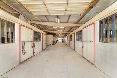 5907 Davis Mill Rd, Greensboro, NC 27406 - photo 4