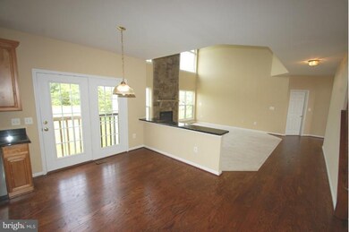 5610 Heritage Hills Cir, Fredericksburg, VA 22407 - photo 3