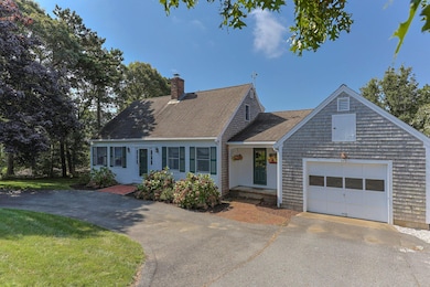319 Riverview Dr, Chatham, MA 02633 - photo 2