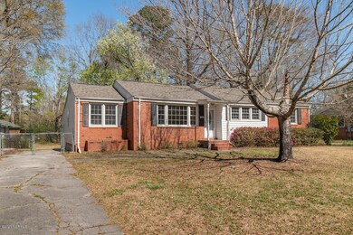 310 Woodhaven Dr, Jacksonville, NC 28540 - photo 3