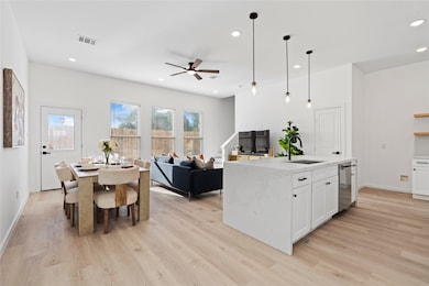 864 Rachel St unit A, Houston, TX 77091 - photo 4