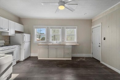 4 Canonicus St, Fall River, MA 02723 - photo 5