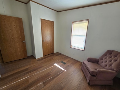 316 S Orange Ave, Lincoln, KS 67455 - photo 7