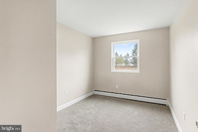 218 S Sporting Hill Rd unit B, Mechanicsburg, PA 17050 - photo 5