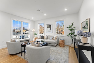 272 Lincoln St unit 301, Marlborough, MA 01752 - photo 2