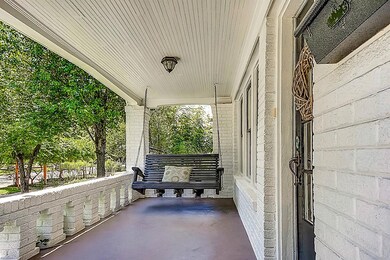 1610 Missouri St, Houston, TX 77006 - photo 3