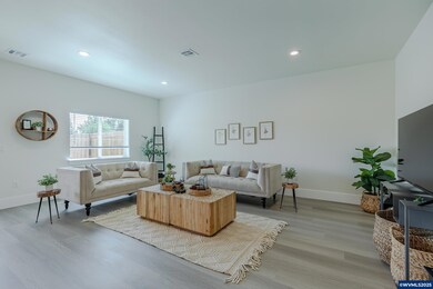 729 N Periander, Harrisburg, OR 97446 - photo 3