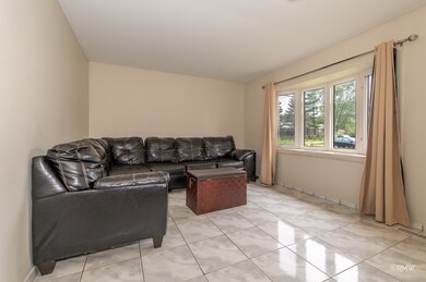 1693 Webster Ln, Des Plaines, IL 60018 - photo 4