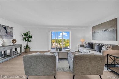 Birmingham Place unit 924, Birmingham, MI 48009 - photo 6