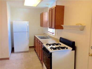 Lower kitchen