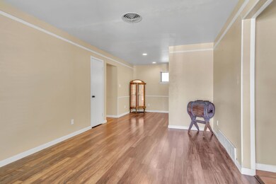 889 Jerry Ln, Bedford, TX 76022 - photo 4