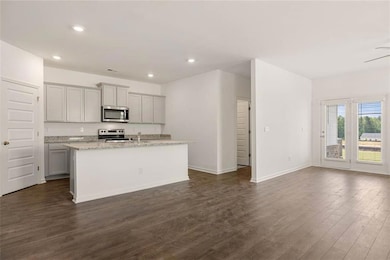 11964 Conrad Cir, Hampton, GA 30228 - photo 5