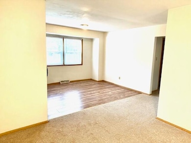 7809 Chase St, Merrillville, IN 46410 - photo 4