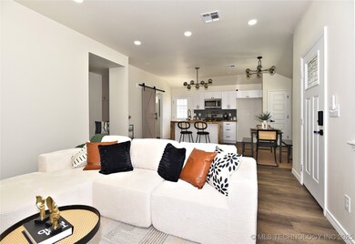 5025 S 29th West Ave, Tulsa, OK 74107 - photo 5