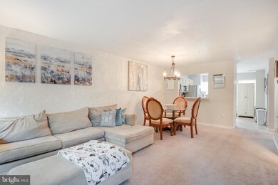 4126 Applegate Ct, Suitland, MD 20746 - photo 7