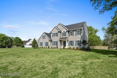 719 Sachem Cir, Slingerlands, NY 12159 - photo 4